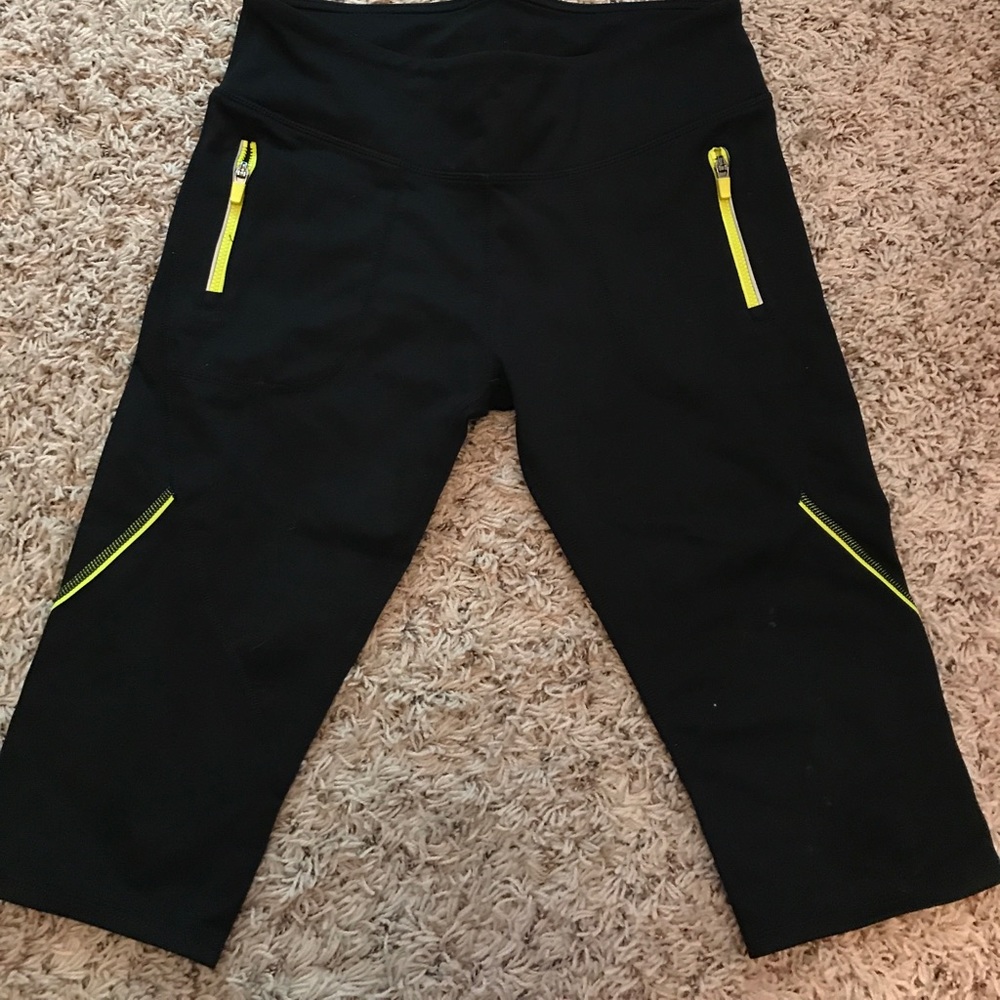 Fabletics crop pants, worn once